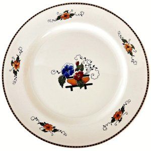 Vintage Old Ivory Syracuse China Chiquita Dinner Plate 9 Inch O P C O USA